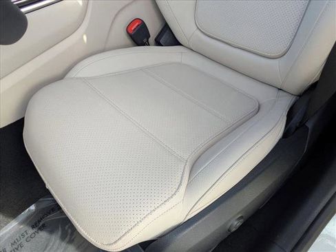 New 2026 Mercedes-Benz GLC 300 image 4