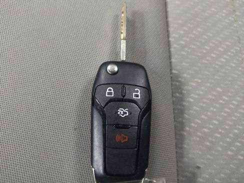 Used 2018 Ford EcoSport S FWD image 32