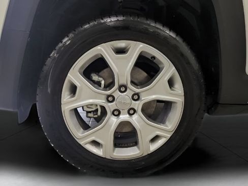 Used 2023 Jeep Renegade Limited AWD/4WD image 22