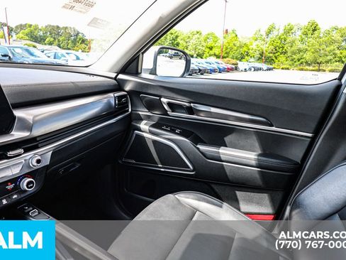 Used 2025 Kia Telluride S AWD/4WD image 51