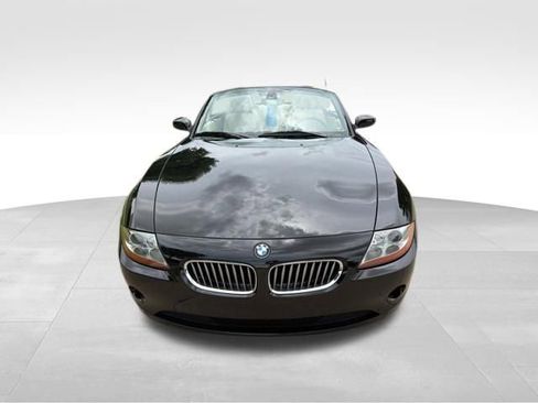 Used 2004 BMW Z4 3.0i RWD image 9