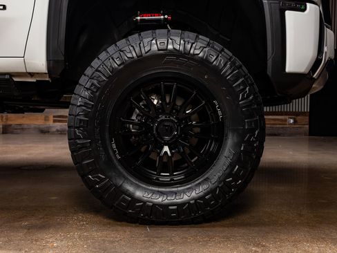 Used 2025 GMC Sierra 2500 Denali w/ Denali Reserve Package image 12