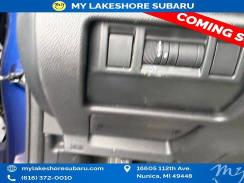 Used 2024 Subaru Crosstrek 2.0i Premium image 17