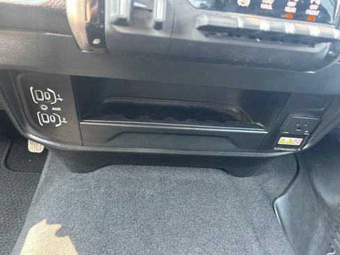Used 2024 RAM 2500 Laramie w/ Safety Group AWD/4WD image 31