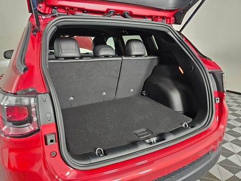 New 2026 Jeep Compass Latitude AWD/4WD image 15