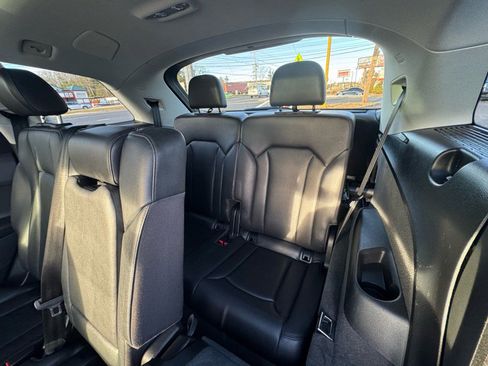 Used 2018 Audi Q7 3.0T Prestige w/ Prestige Package image 12