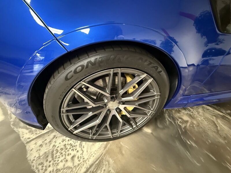 Used 2018 Land Rover Range Rover Sport SVR AWD/4WD image 8