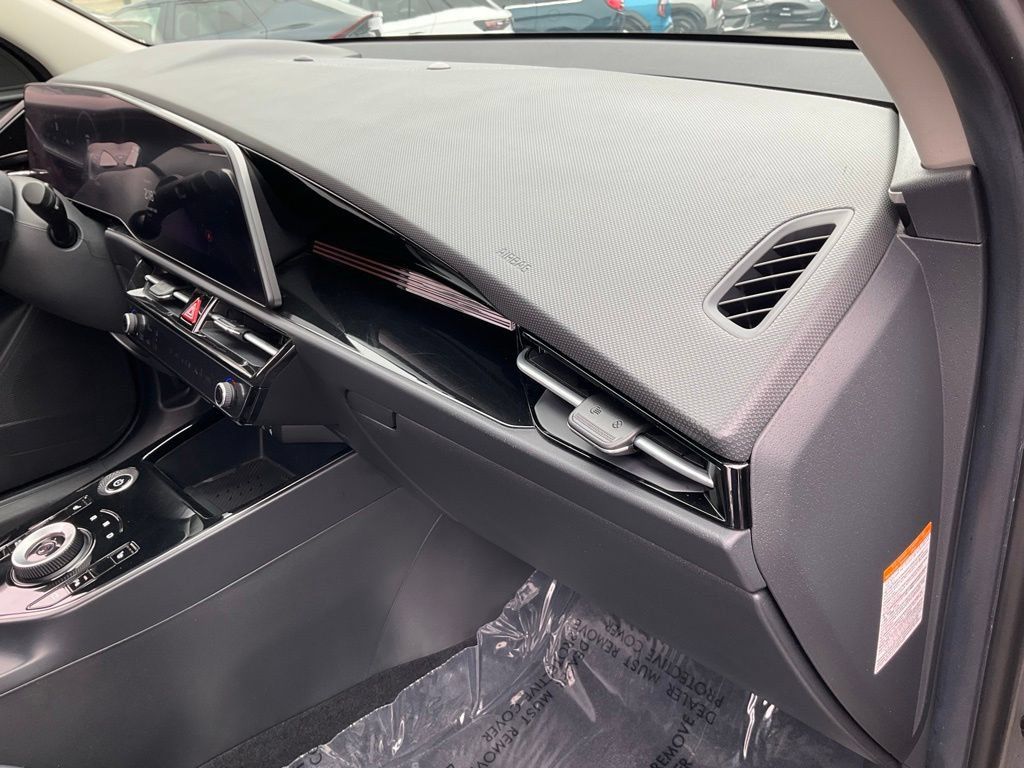 Used 2024 Kia Niro Wind FWD image 66