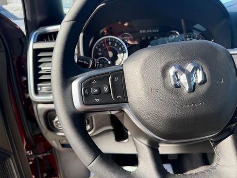 Used 2025 RAM 1500 Big Horn AWD/4WD image 21