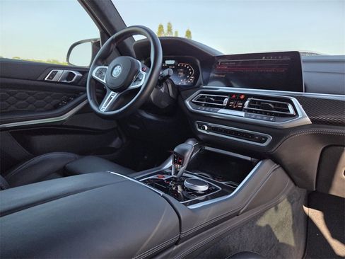 Used 2023 BMW X5 M w/ Competition Package image 9
