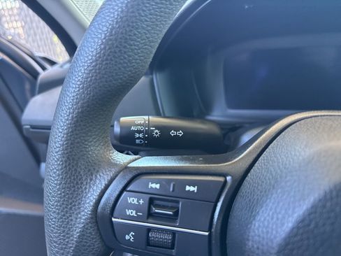 Used 2023 Honda Accord EX image 17