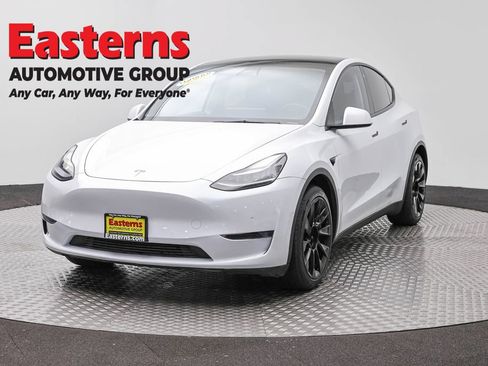 Used 2021 Tesla Model Y Long Range AWD/4WD image 1