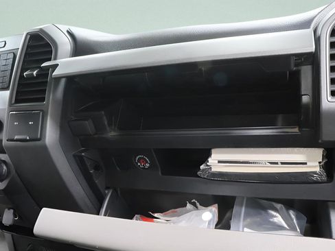 Used 2021 Ford F250 XL w/ Power Equipment Group image 25