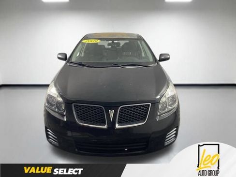 Used 2009 Pontiac Vibe w/ Preferred Package FWD image 9
