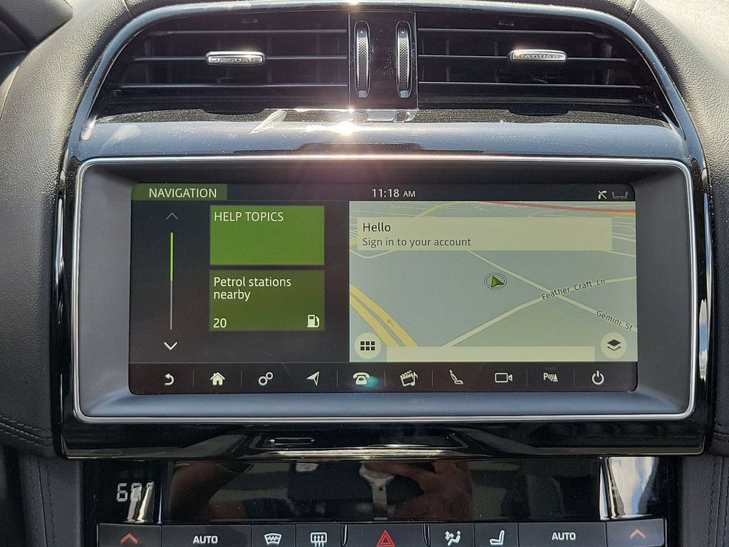Used 2019 Jaguar F-PACE Portfolio AWD/4WD image 14