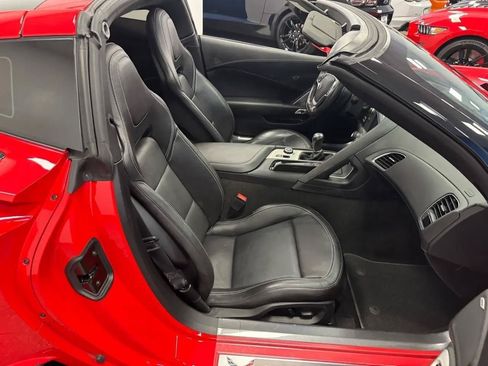Used 2019 Chevrolet Corvette Z06 RWD image 17