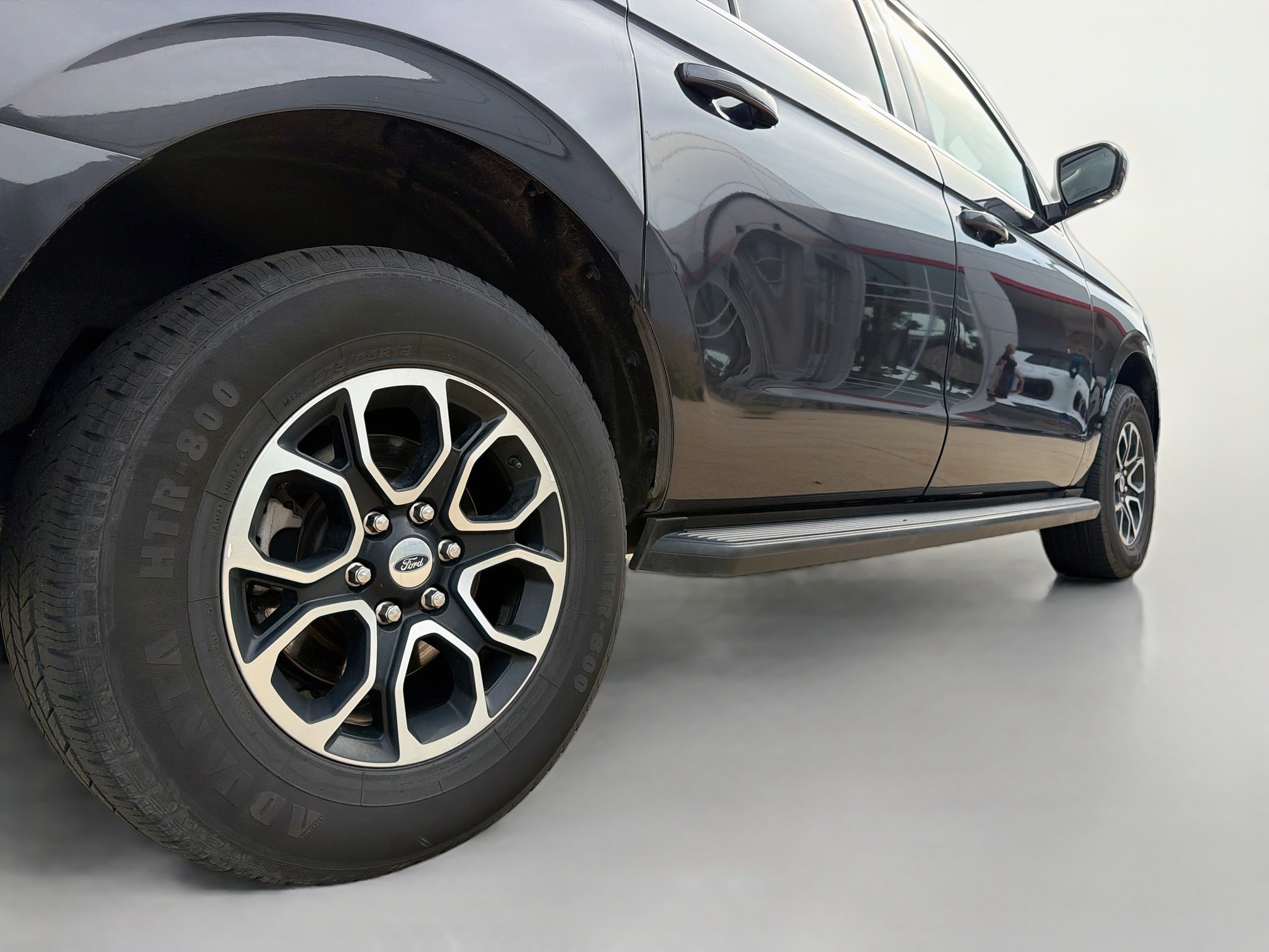 Used 2024 Ford Expedition Max XLT AWD/4WD image 7