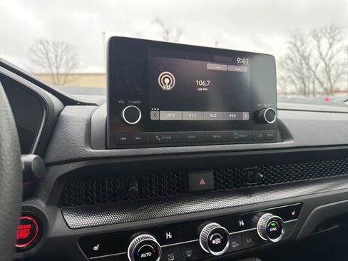 Used 2024 Honda CR-V EX image 13