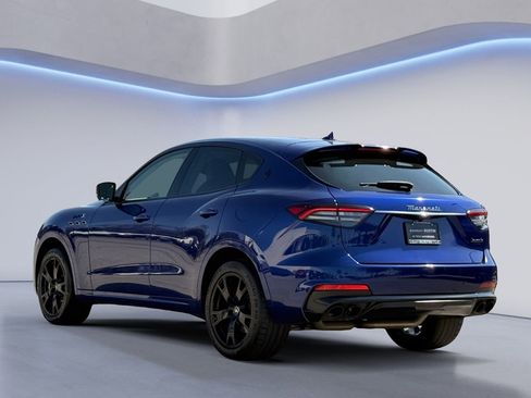 Certified 2022 Maserati Levante Modena S AWD/4WD image 8