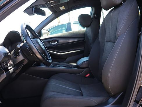 Used 2023 Honda Accord Sport image 12