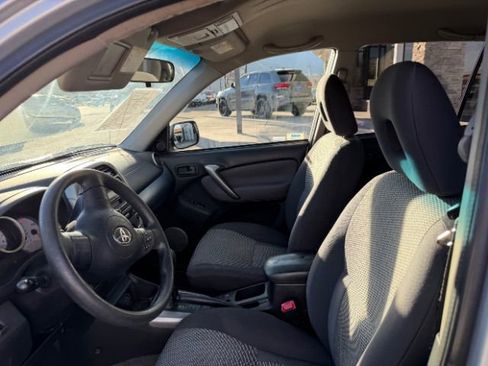 Used 2004 Toyota RAV4 4WD image 25