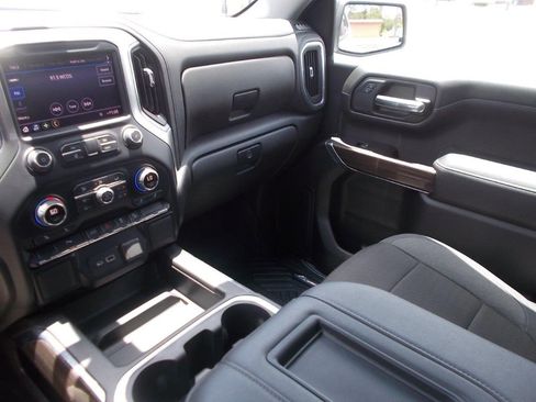 Used 2022 Chevrolet Silverado 1500 RST image 18