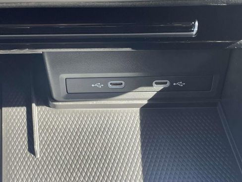New 2026 Volkswagen Atlas SE FWD image 28
