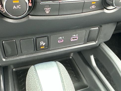 New 2026 Nissan Frontier SV w/ Tow Package AWD/4WD image 30