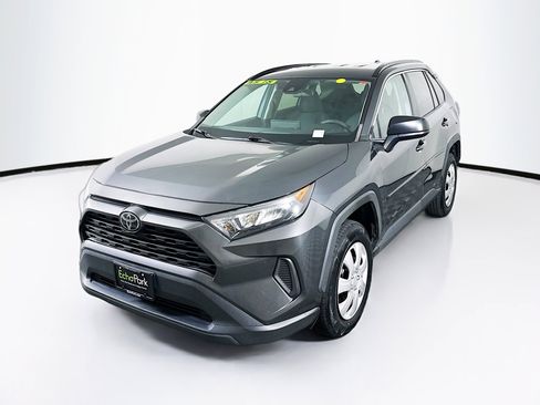 Used 2020 Toyota RAV4 LE w/ Carpet Mat Package FWD image 3