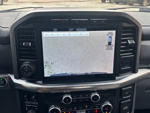 Certified 2022 Ford F150 Lariat w/ Equipment Group 502A High image 45