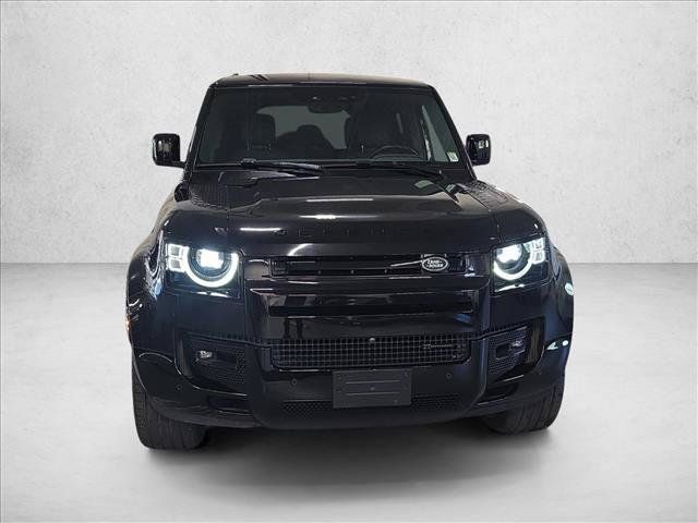 Used 2023 Land Rover Defender 110 X-Dynamic SE AWD/4WD image 2