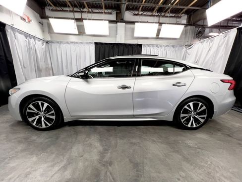 Used 2018 Nissan Maxima Platinum image 9