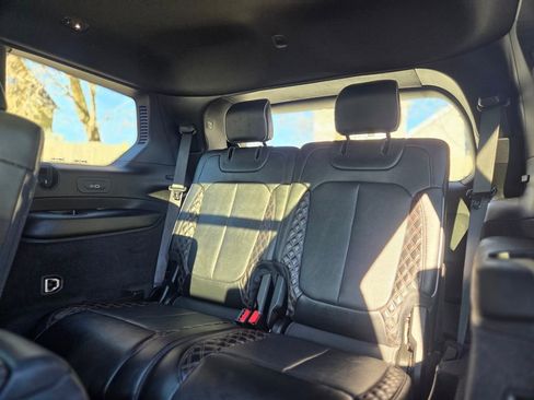 Used 2022 Jeep Grand Cherokee L Summit w/ Luxury Tech Group V image 25