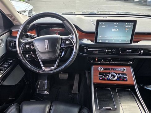 Used 2023 Lincoln Aviator Reserve w/ Equipment Group 201A image 13