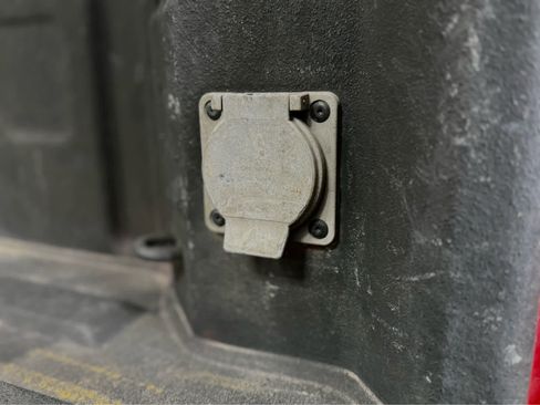 Used 2022 Chevrolet Silverado 1500 Custom image 13