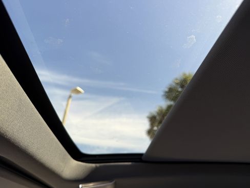 New 2026 Cadillac Optiq Luxury 2 image 20