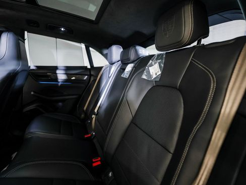 New 2026 Porsche Macan Turbo Electric image 24