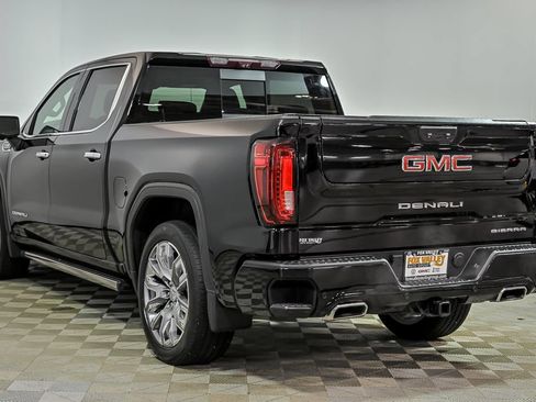 Used 2023 GMC Sierra 1500 Denali AWD/4WD image 6