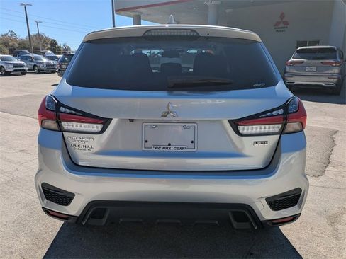 Used 2025 Mitsubishi Outlander Sport LE image 5