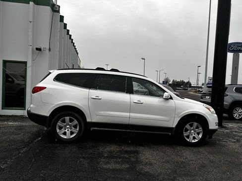 Used 2012 Chevrolet Traverse LT image 6