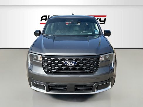 Used 2025 Ford Maverick Lariat AWD/4WD image 2