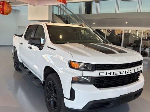 Used 2021 Chevrolet Silverado 1500 Custom w/ Rally Edition image 3