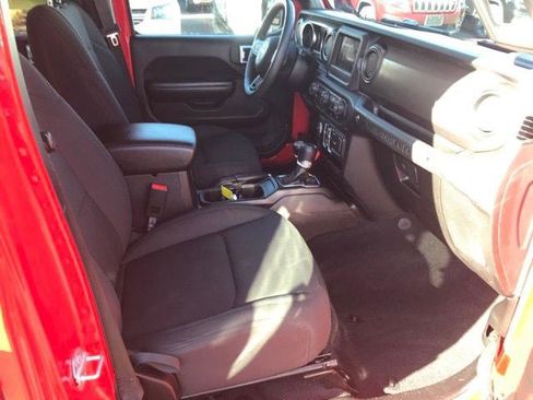 Certified 2019 Jeep Wrangler Unlimited Sport S image 27