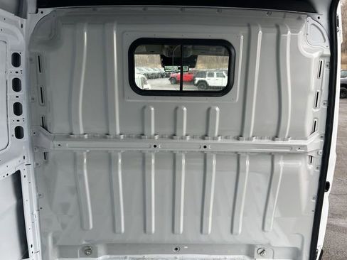 New 2026 RAM ProMaster 2500 w/ Premium Convenience Group image 16