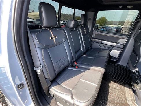 Used 2024 Ford F250 Platinum image 28