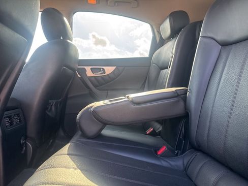 Used 2017 INFINITI QX70 2WD image 35