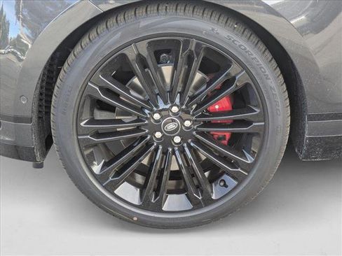 New 2025 Land Rover Range Rover Velar Dynamic HSE image 10