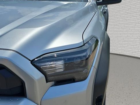 New 2026 Toyota 4Runner SR5 RWD image 30