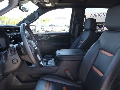 Used 2025 GMC Sierra 1500 AT4 w/ AT4 Premium Package AWD/4WD image 20