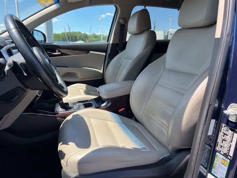 Used 2017 Kia Sorento EX AWD/4WD image 15
